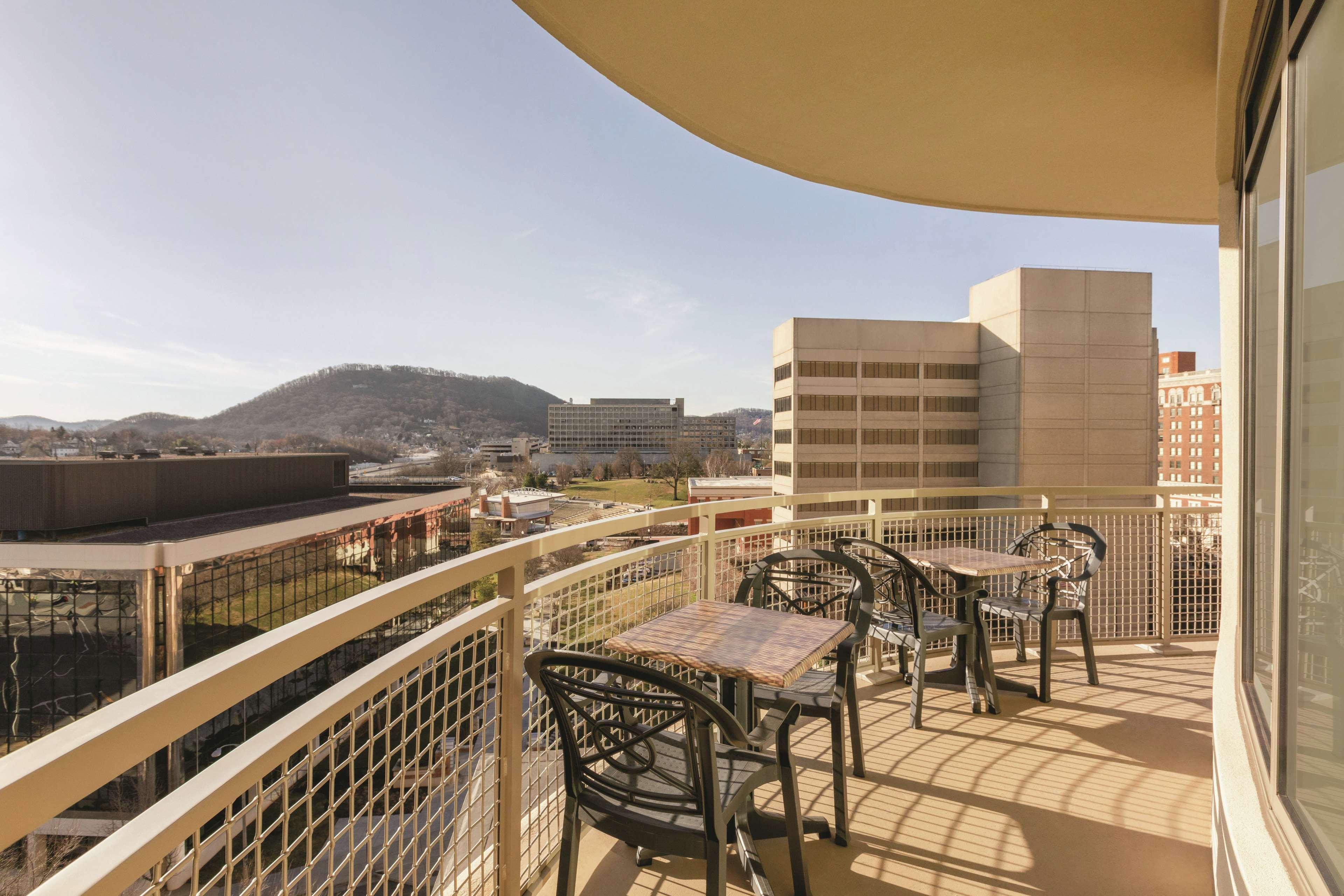 Hampton Inn & Suites - Roanoke-Downtown, Va Экстерьер фото