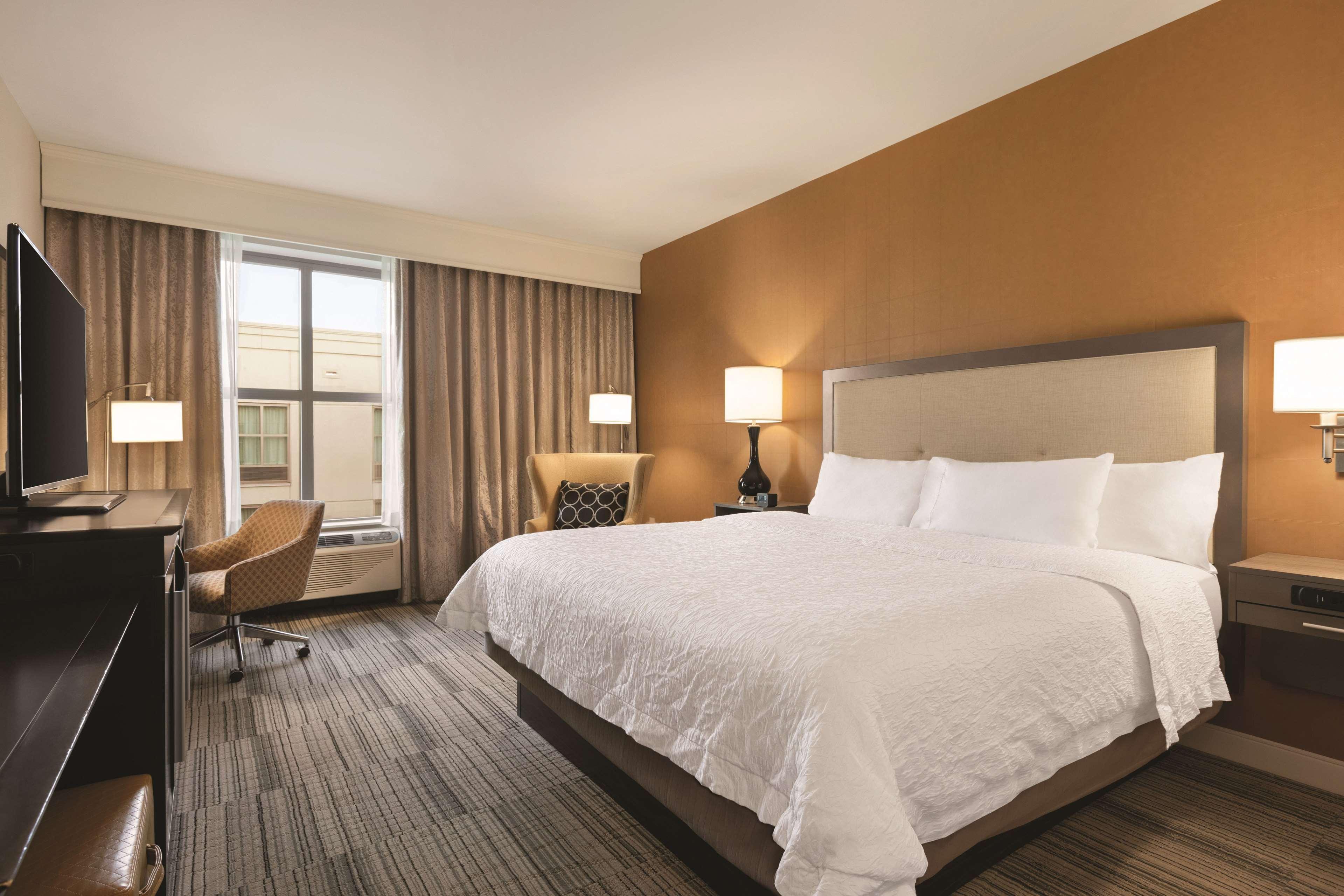 Hampton Inn & Suites - Roanoke-Downtown, Va Экстерьер фото