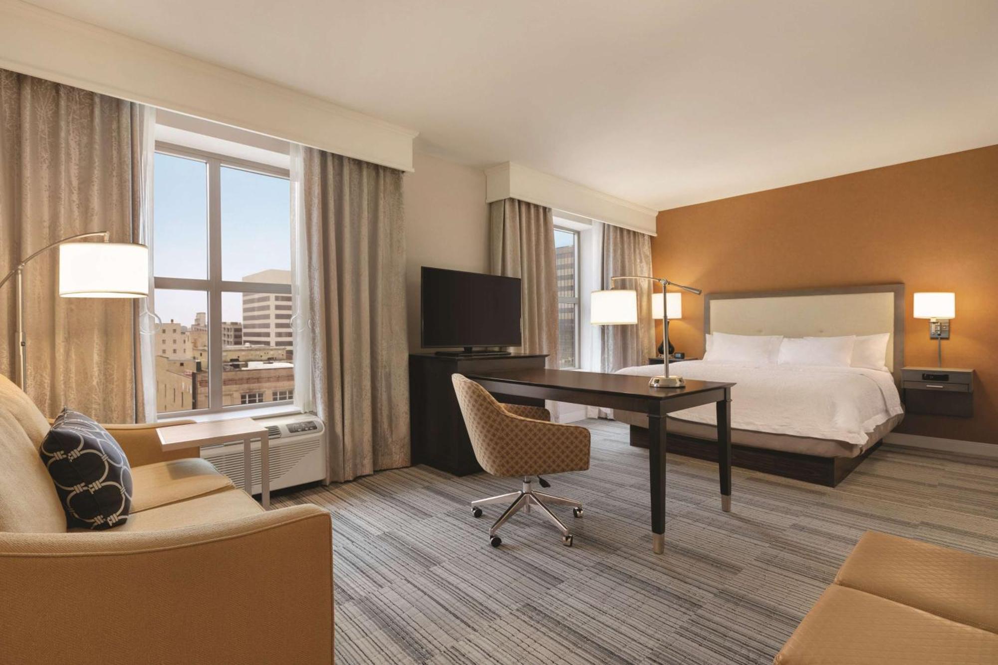 Hampton Inn & Suites - Roanoke-Downtown, Va Экстерьер фото